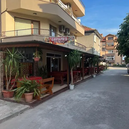 Stamatovi Family Gasthuis 2*